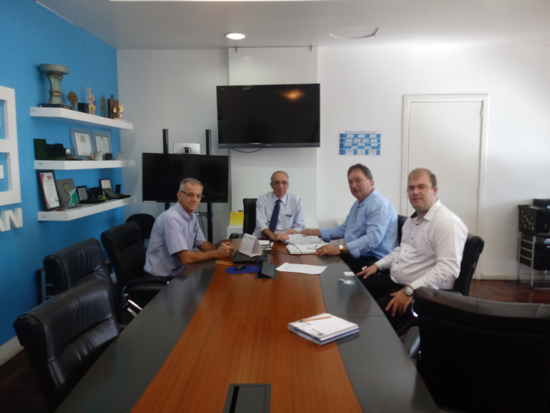  PREFEITO MARINO ESTEVE EM POA